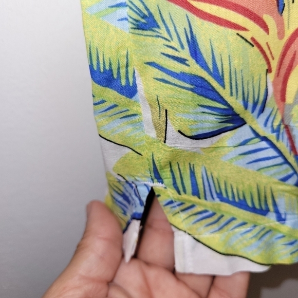 ONIA Lightweight 100% Cotton Hawaiian Floral Print Short Sleeve Shirt Size S - Picture 6 of 12